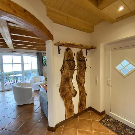 Am Stein * Sternberg